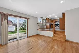 1281 Scarlet Dr, Addison, IL 60101 - Photo 17