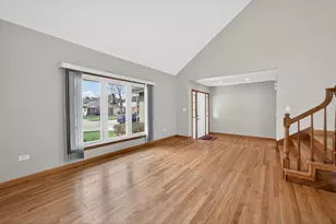 1281 Scarlet Dr, Addison, IL 60101 - Photo 9