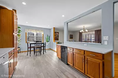 25225 N Virginia Avenue N, Lake Zurich, IL 60047 - Photo 5