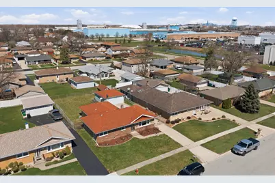 7824 W 74th Street, Bridgeview, IL 60455 - Photo 9