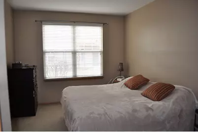 819 Genesee Drive, Naperville, IL 60563 - Photo 11