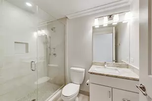 [Address not provided], Chicago, IL 60607 - Photo 11