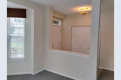 1128 Georgetown Way #1128, Vernon Hills, IL 60061 - Photo 5