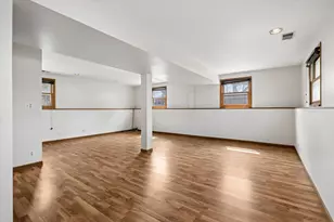 2504 N Boulevard View Ave, Waukegan, IL 60087 - Photo 13