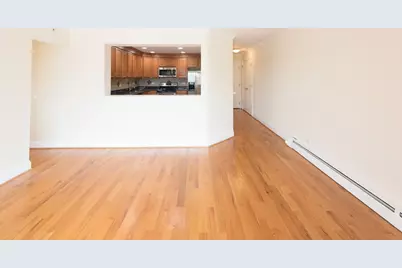 2206 S Goebbert Road #404, Arlington Heights, IL 60005 - Photo 7