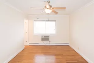 2206 S Goebbert Rd, Arlington Heights, IL 60005 - Photo 15