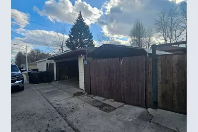 10955 S Mackinaw Avenue, Chicago, IL 60617 - Photo 15