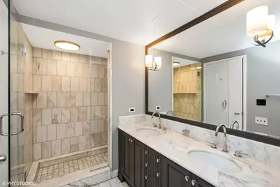 161 E Chicago Avenue #31E, Chicago, IL 60611 - Photo 11