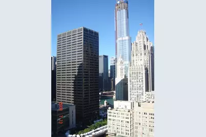 240 E Illinois Street #1805, Chicago, IL 60611 - Photo 13