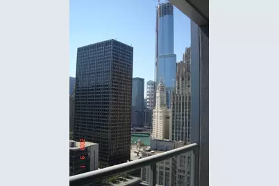 240 E Illinois Street #1805, Chicago, IL 60611 - Photo 15