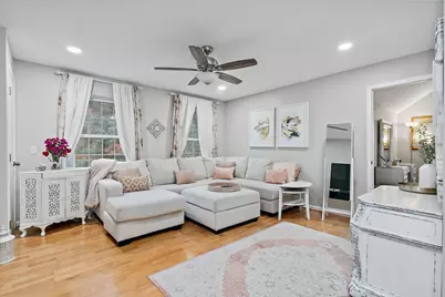 [Address not provided], Streamwood, IL 60107 - Photo 31