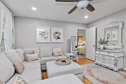 [Address not provided], Streamwood, IL 60107 - Photo 33