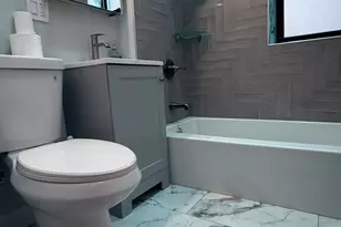 4055 S Calumet Ave, Chicago, IL 60653 - Photo 11