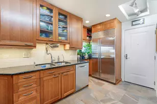 3730 N Lake Shore Dr, Chicago, IL 60613 - Photo 9