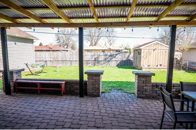 340 E Drake Avenue, Addison, IL 60101 - Photo 27