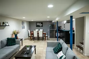 340 E Drake Ave, Addison, IL 60101 - Photo 19