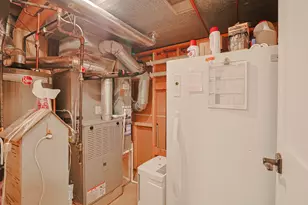 229 Tudor Ln, Schaumburg, IL 60193 - Photo 31