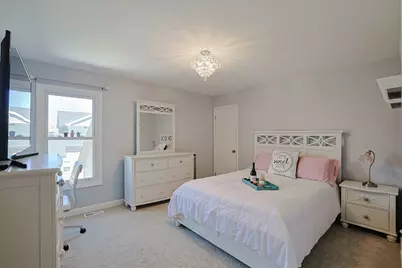 229 Tudor Lane, Schaumburg, IL 60193 - Photo 25