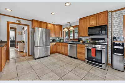 351 Elm Street, Marengo, IL 60152 - Photo 9