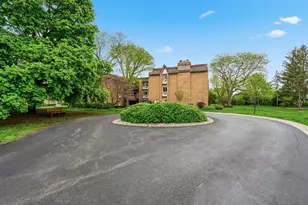 320 Claymoor Rd, Hinsdale, IL 60521 - Photo 47