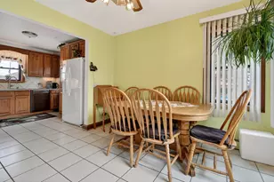 8021 S Lavergne Ave, Burbank, IL 60459 - Photo 9