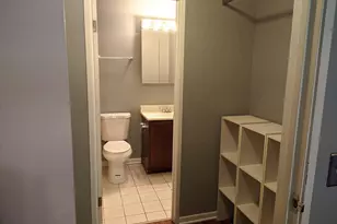 2260 Abbeywood Dr, Lisle, IL 60532 - Photo 11