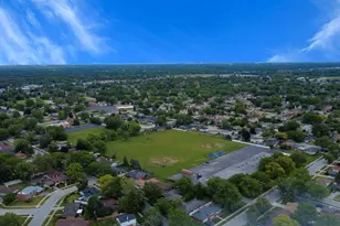 539 E 169th St, South Holland, IL 60473 - Photo 23