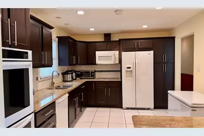 539 E 169th Street, South Holland, IL 60473 - Photo 5