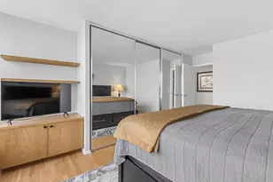 155 N Harbor Dr, Chicago, IL 60601 - Photo 19