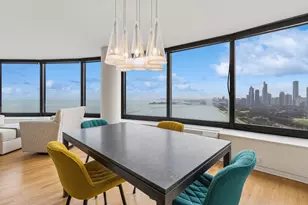 155 N Harbor Dr, Chicago, IL 60601 - Photo 11