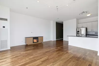 340 W Superior Street #1601, Chicago, IL 60654 - Photo 5