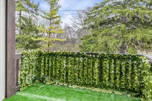 1066 Shermer Rd, Glenview, IL 60025 - Photo 11