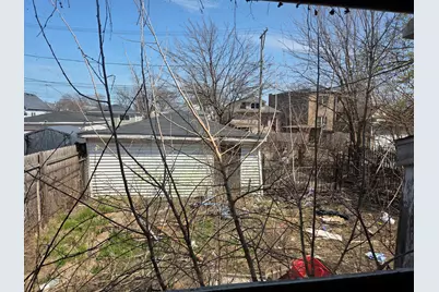 10511 S Yates Avenue, Chicago, IL 60617 - Photo 13