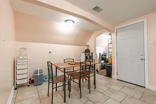 6825 S Rockwell St, Chicago, IL 60629 - Photo 25