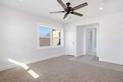 297 E Lakeview Avenue, Round Lake Beach, IL 60073 - Photo 31