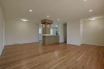 761 Marshall Drive, Des Plaines, IL 60016 - Photo 3