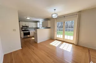 619 Lexington Square W, Gurnee, IL 60031 - Photo 9