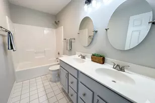 619 Lexington Square W, Gurnee, IL 60031 - Photo 17