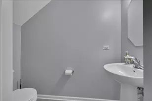 404 Belvedere Ln, Aurora, IL 60502 - Photo 29