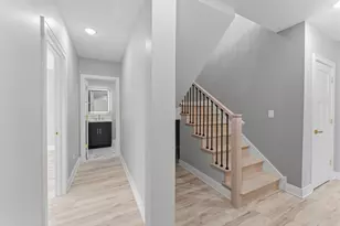 7428 N Rogers Ave, Chicago, IL 60626 - Photo 11