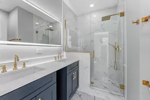 7428 N Rogers Ave, Chicago, IL 60626 - Photo 15