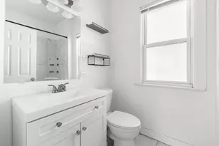 8841 S Muskegon Ave, Chicago, IL 60617 - Photo 17