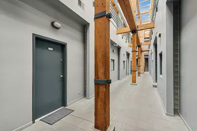 2804 N Lakewood Avenue #103, Chicago, IL 60657 - Photo 3