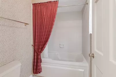 2104 Foxfield Road, Saint Charles, IL 60174 - Photo 17