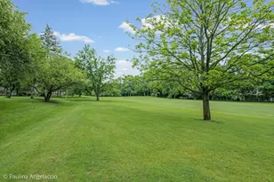 1280 Oak Hill Rd, Lake Barrington, IL 60010 - Photo 15