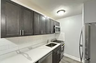 4612 N Beacon St, Chicago, IL 60640 - Photo 3