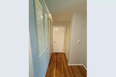 8936 Northshore Drive #104D, Des Plaines, IL 60016 - Photo 7