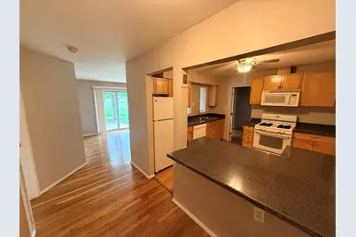 8936 Northshore Drive #104D, Des Plaines, IL 60016 - Photo 3