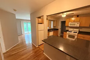 8936 Northshore Dr, Des Plaines, IL 60016 - Photo 3