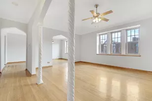 10913 S Longwood Dr, Chicago, IL 60643 - Photo 7